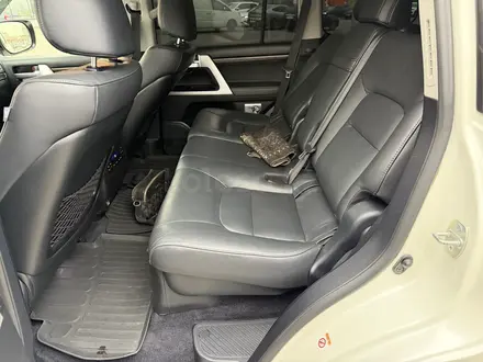Toyota Land Cruiser 2016 года за 28 000 000 тг. в Алматы – фото 12