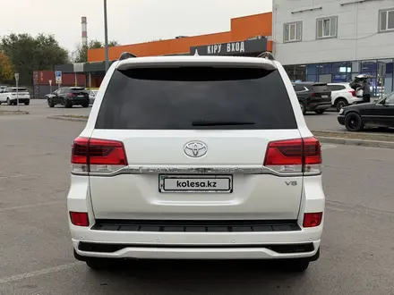 Toyota Land Cruiser 2016 года за 28 000 000 тг. в Алматы – фото 6