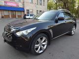 Infiniti FX35 2008 года за 9 100 000 тг. в Алматы – фото 2