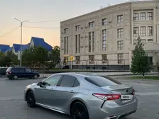 Toyota Camry, 2020