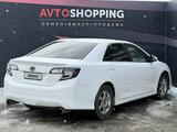 Toyota Camry 2014 года за 9 000 000 тг. в Актобе – фото 5