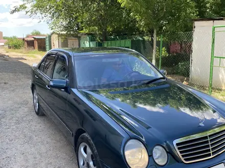 Mercedes-Benz E 320 2001 года за 4 500 000 тг. в Шымкент – фото 4