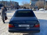 Mercedes-Benz E 230 1991 года за 1 600 000 тг. в Караганда – фото 4