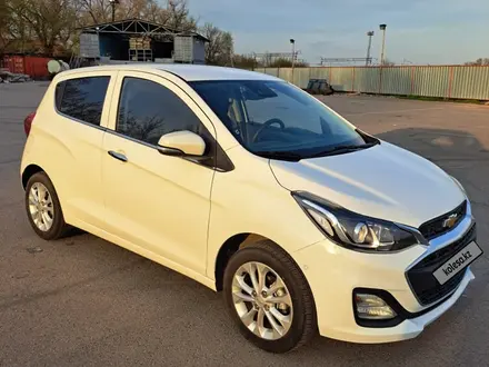 Chevrolet Spark 2022 года за 6 850 000 тг. в Алматы – фото 10