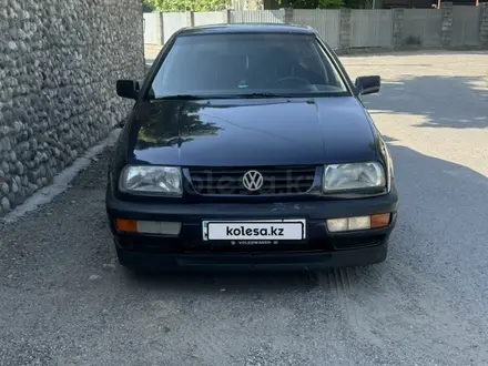 Volkswagen Vento 1992 года за 1 650 000 тг. в Тараз – фото 5