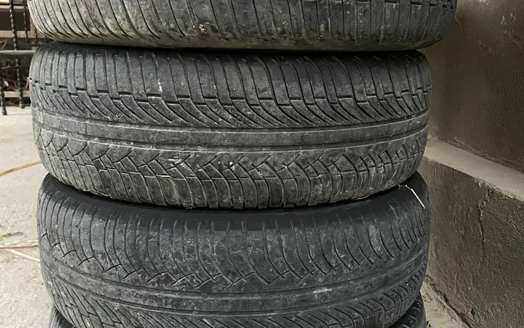 Michelin 215/65/16 за 45 000 тг. в Шымкент