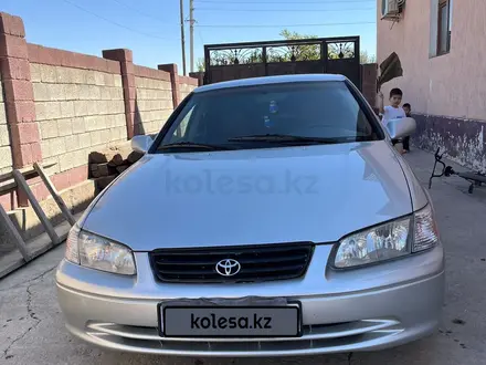 Toyota Camry 2001 года за 3 450 000 тг. в Арысь