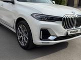 BMW X7 2020 года за 42 000 000 тг. в Алматы – фото 2