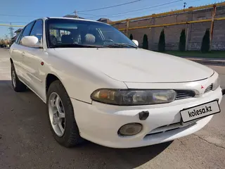 Mitsubishi Galant