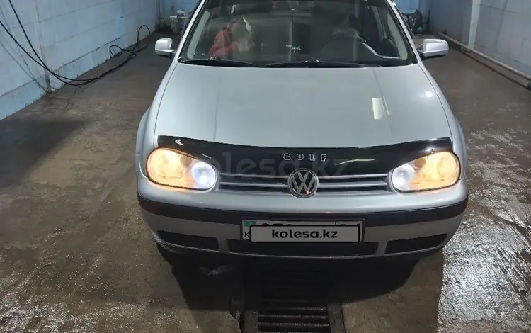 Volkswagen Golf 2002 года за 3 075 306 тг. в Астана