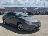 Lexus ES 300h 2015 годаүшін11 000 000 тг. в Актау – фото 2