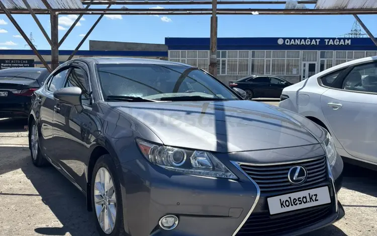 Lexus ES 300h 2015 года за 11 000 000 тг. в Актау