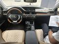 Lexus ES 300h 2015 года за 11 000 000 тг. в Актау – фото 8