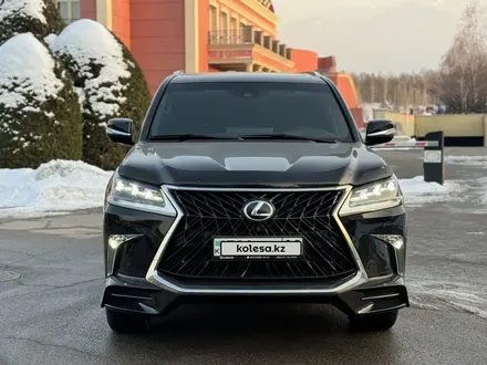 Lexus LX 570 2017 года за 42 500 000 тг. в Алматы – фото 4