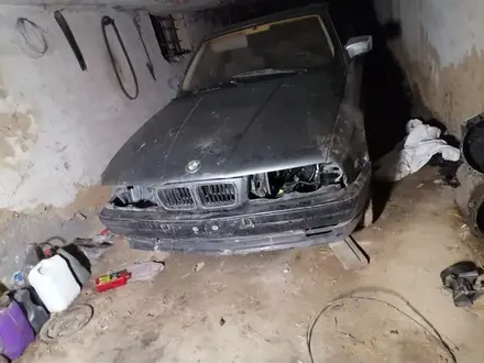 BMW 525 1988 года за 700 000 тг. в Ленгер – фото 2