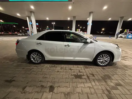 Toyota Camry 2015 года за 12 500 000 тг. в Уральск – фото 5