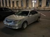 Toyota Camry 2005 годаүшін3 850 000 тг. в Астана – фото 2