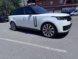 Land Rover Range Rover 2023 годаүшін96 000 000 тг. в Алматы – фото 2