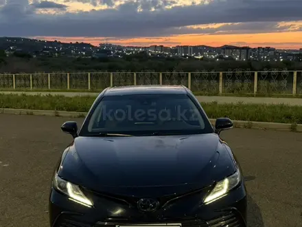 Toyota Camry 2023 года за 16 000 000 тг. в Усть-Каменогорск