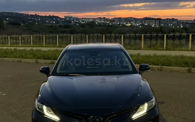 Toyota Camry 2023 года за 16 000 000 тг. в Усть-Каменогорск