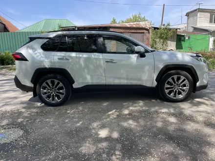 Toyota RAV4 2021 года за 19 800 000 тг. в Алматы – фото 8