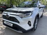 Toyota RAV4 2021 годаүшін19 800 000 тг. в Алматы – фото 5