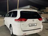 Toyota Sienna 2012 года за 13 000 000 тг. в Тараз