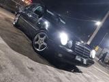 Mercedes-Benz E 320 1996 года за 1 500 000 тг. в Шымкент