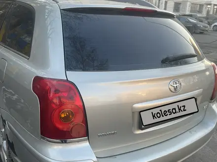 Toyota Avensis 2005 года за 5 000 000 тг. в Актобе – фото 8