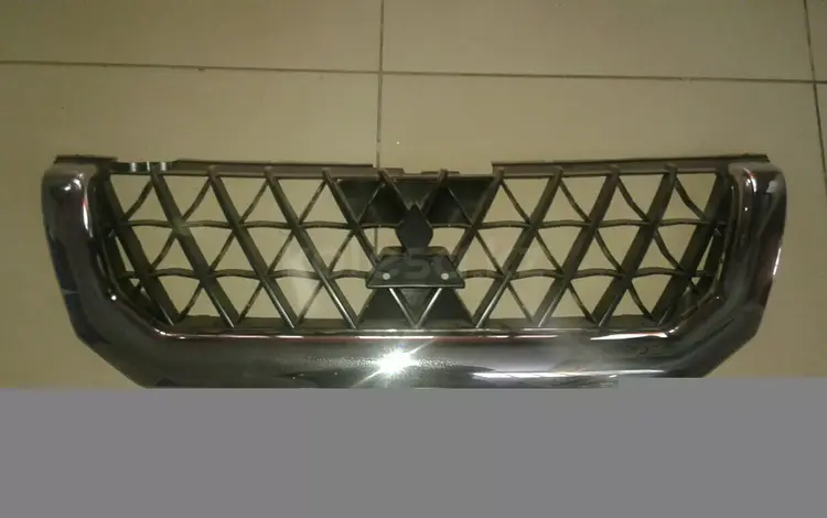 Решетка радиатора на Мицубиси Монтеро Спорт. за 30 000 тг. в Астана