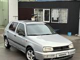 Volkswagen Golf 1995 года за 1 750 000 тг. в Алматы – фото 2