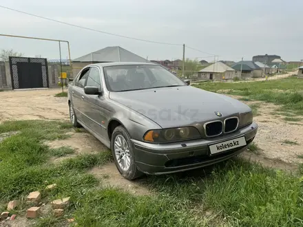 BMW 525 2001 года за 3 500 000 тг. в Шымкент – фото 2