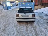 Volkswagen Golf 1992 годаfor1 400 000 тг. в Алматы – фото 3