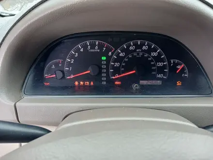 Toyota Camry 2004 года за 4 600 000 тг. в Уральск – фото 3
