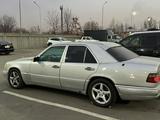 Mercedes-Benz E 320 1994 годаfor2 000 000 тг. в Алматы – фото 2