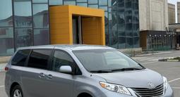 Toyota Sienna 2010 года за 6 500 000 тг. в Актау