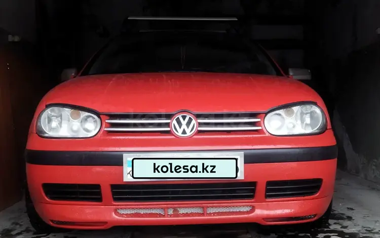 Volkswagen Golf 1998 годаүшін2 100 000 тг. в Усть-Каменогорск