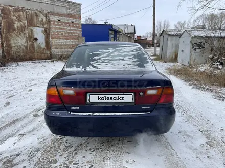 Mazda 323 1995 года за 1 500 000 тг. в Усть-Каменогорск – фото 3