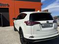 Toyota RAV4 2017 года за 11 500 000 тг. в Актобе – фото 4