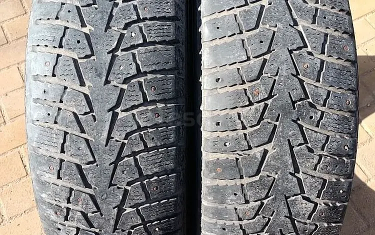 Шины 235/65 R17 — "Maxxis Arctictrekker NS3" (Китай), зимние. Без за 35 000 тг. в Астана