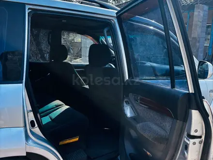 Toyota Land Cruiser Prado 2004 года за 8 700 000 тг. в Алматы – фото 9
