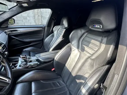 BMW M5 2018 года за 43 000 000 тг. в Алматы – фото 11