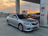 Toyota Camry 2011 годаүшін6 000 000 тг. в Жанаозен – фото 2