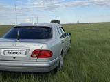 Mercedes-Benz E 230 1997 года за 2 800 000 тг. в Астана – фото 3