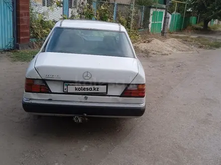 Mercedes-Benz E 230 1990 года за 999 999 тг. в Шу – фото 3