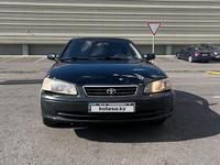 Toyota Camry 2000 года за 2 600 000 тг. в Алматы