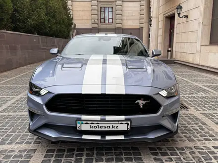 Ford Mustang 2023 года за 25 000 000 тг. в Алматы – фото 2