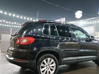 Volkswagen Tiguan 2008 года за 5 200 000 тг. в Шымкент