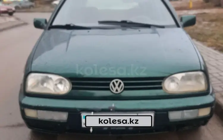 Volkswagen Golf 1998 годаүшін1 800 000 тг. в Астана