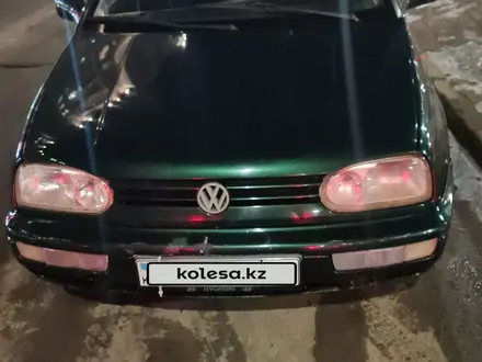 Volkswagen Golf 1998 года за 1 800 000 тг. в Астана – фото 7